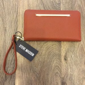 New Steve Madden Wallet/Wristlet